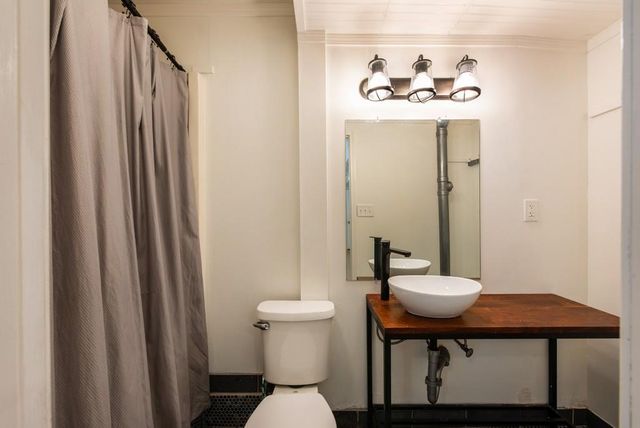 3850 Cedar Cliff SE Court, Smyrna, GA 30080