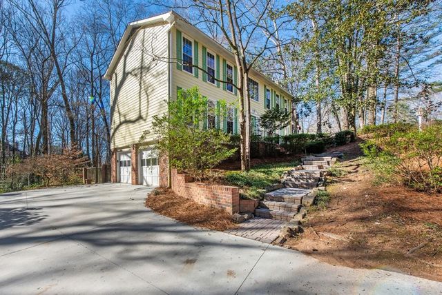 3850 Cedar Cliff SE Court, Smyrna, GA 30080