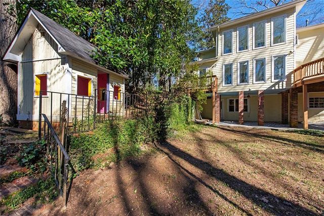 3850 Cedar Cliff SE Court, Smyrna, GA 30080