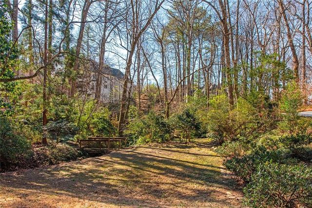 3850 Cedar Cliff SE Court, Smyrna, GA 30080