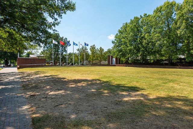 3850 Cedar Cliff SE Court, Smyrna, GA 30080