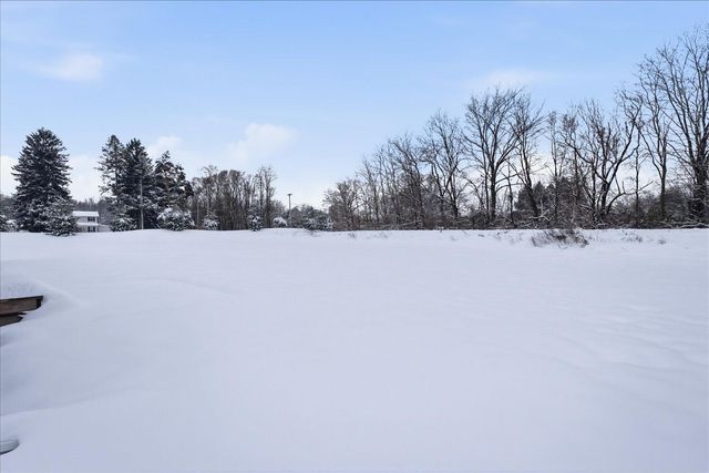 10476 Schrier Lane, Portage City, MI 49024