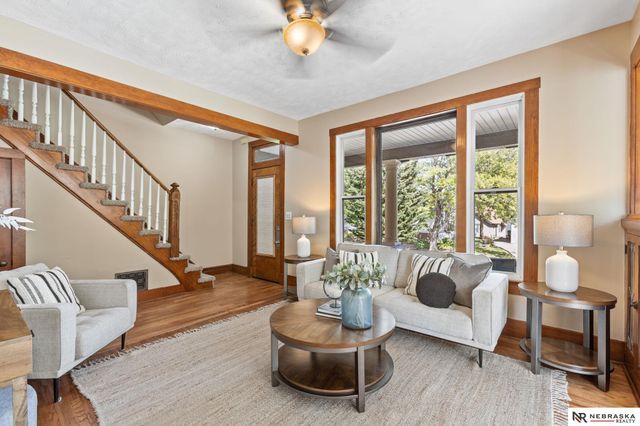 1112 N 31st Avenue, Omaha, NE 68131