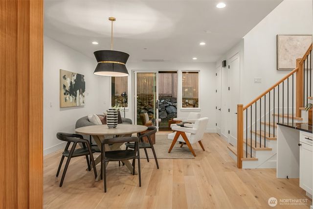 7020 127th Avenue NE, Kirkland, WA 98033