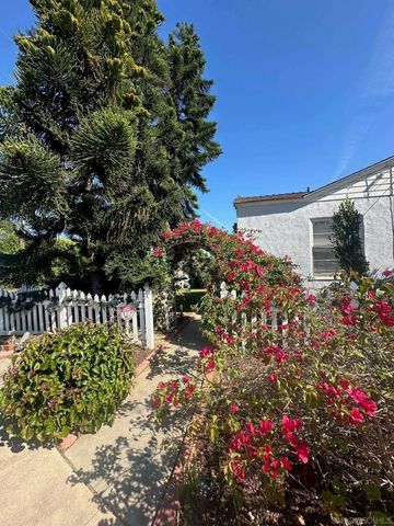 3245 Lowell, San Diego, CA 92106