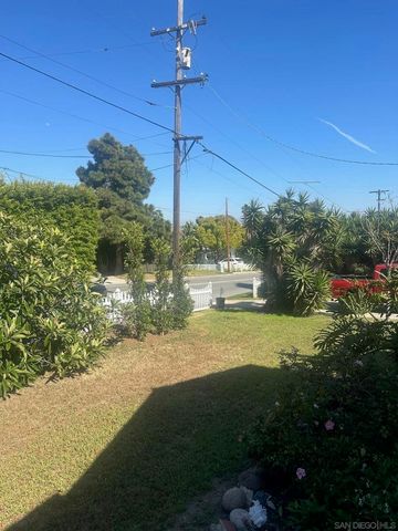 3245 Lowell, San Diego, CA 92106