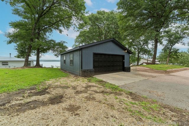 6194 E 105th Street N, Wagoner, OK 74467