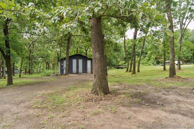 6194 E 105th Street N, Wagoner, OK 74467