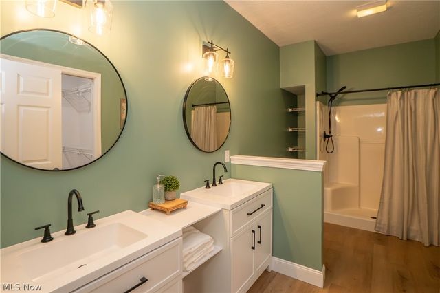 6980 Knight Avenue NW, Canton, OH 44708