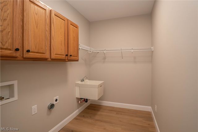 6980 Knight Avenue NW, Canton, OH 44708