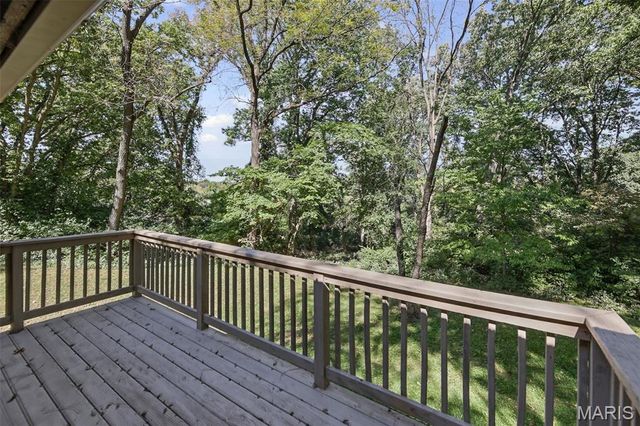 2 Country Hill Lane, Belleville, IL 62221