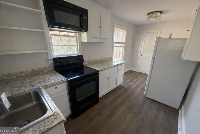 127 Rogers Avenue, Macon, GA 31204