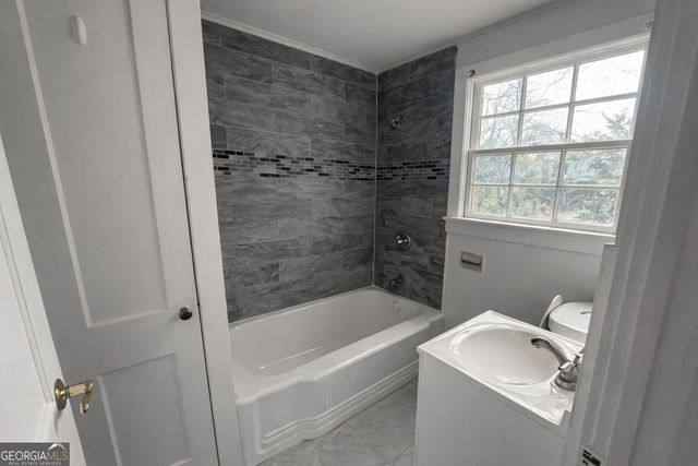 127 Rogers Avenue, Macon, GA 31204