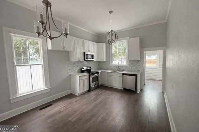 127 Rogers Avenue, Macon, GA 31204