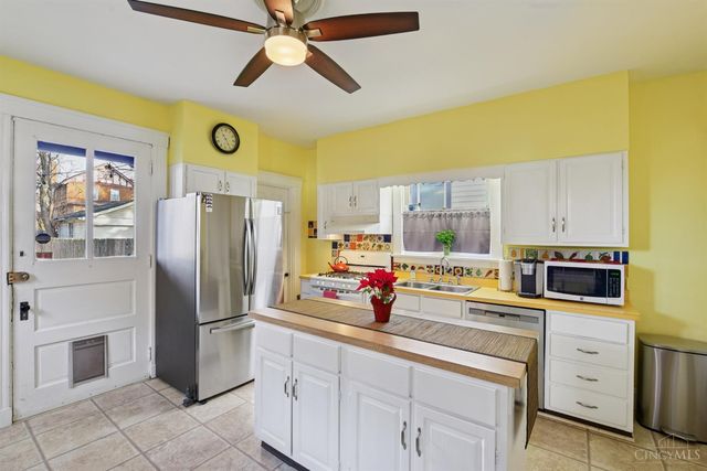 3028 Montclair Avenue, Cincinnati, OH 45211