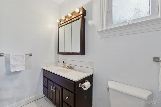 3028 Montclair Avenue, Cincinnati, OH 45211