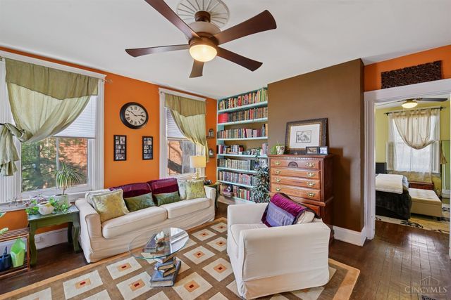 3028 Montclair Avenue, Cincinnati, OH 45211