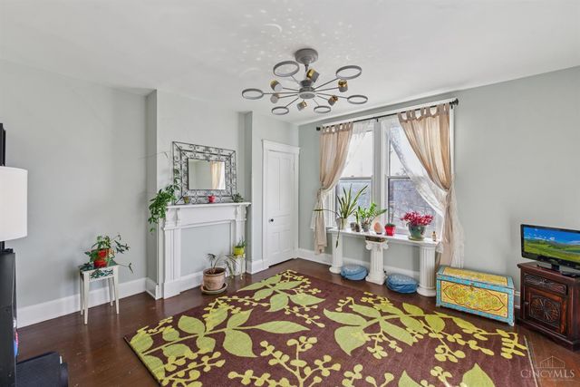 3028 Montclair Avenue, Cincinnati, OH 45211