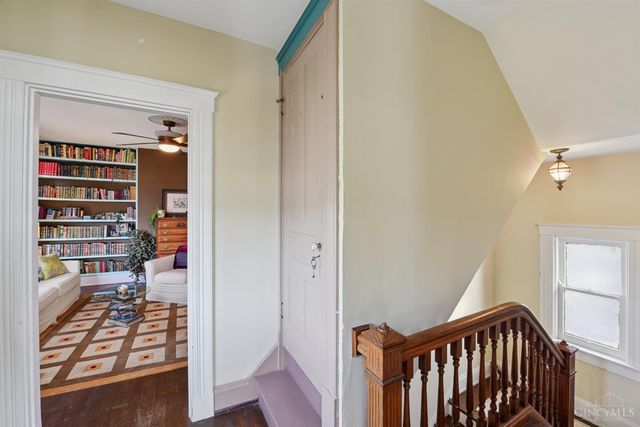 3028 Montclair Avenue, Cincinnati, OH 45211