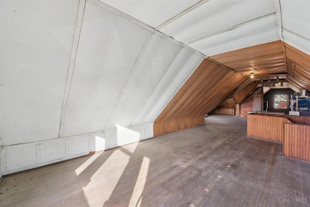 3028 Montclair Avenue, Cincinnati, OH 45211