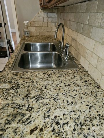 2765 Edinburgh Drive, Montgomery, AL 36116