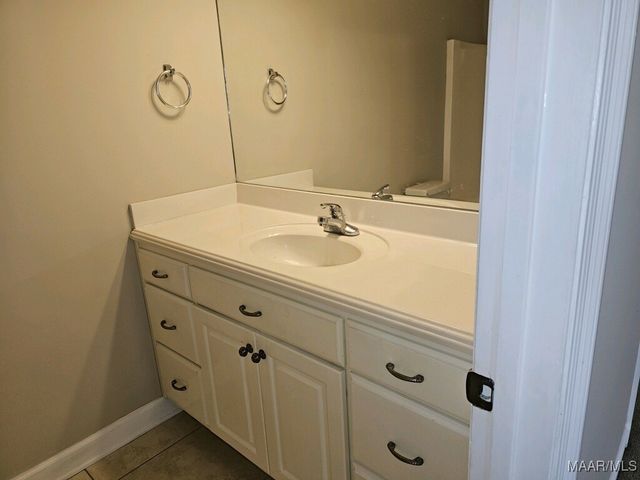 2765 Edinburgh Drive, Montgomery, AL 36116