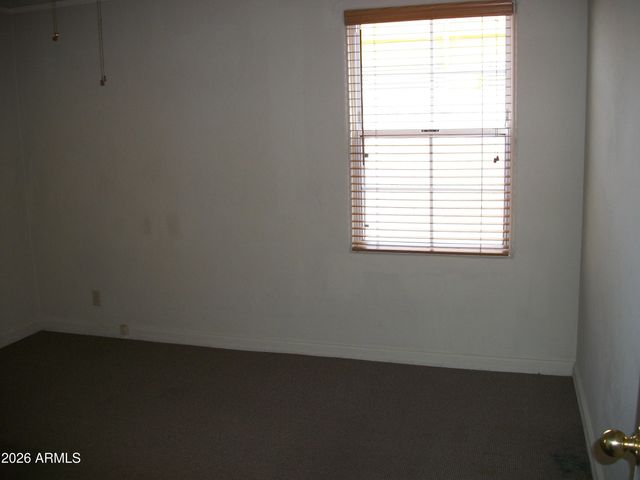 550 W CAMBRIDGE Avenue, Phoenix, AZ 85003