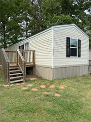 390 Hidden Oaks Drive, Point Blank, TX 77364