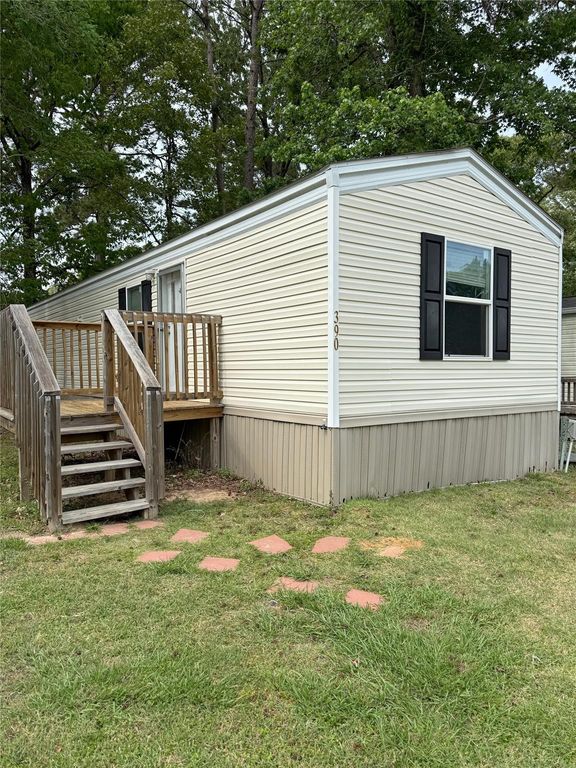 390 Hidden Oaks Drive, Point Blank, TX 77364