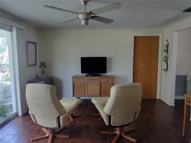 39133 5TH AVENUE, Zephyrhills, FL 33542