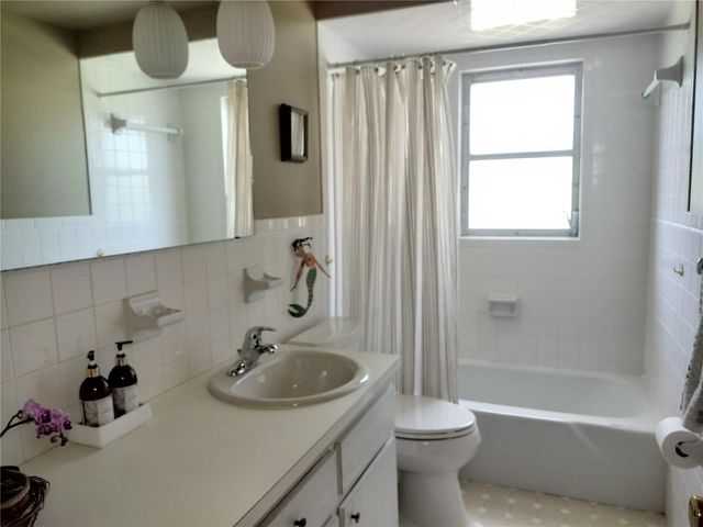 39133 5TH AVENUE, Zephyrhills, FL 33542