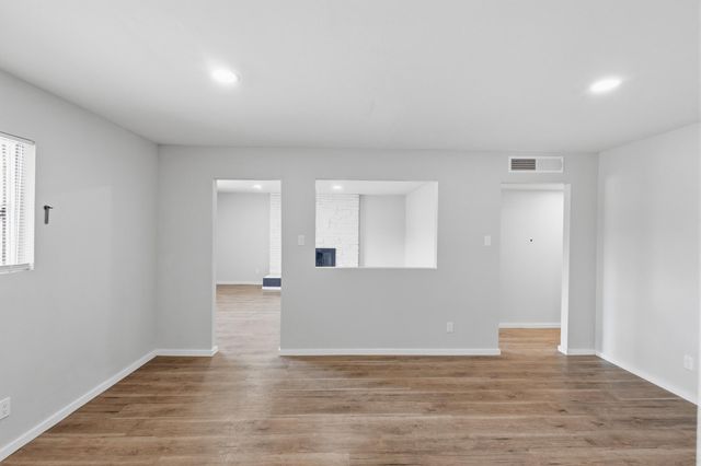 633 Espanola Street SE, Albuquerque, NM 87108