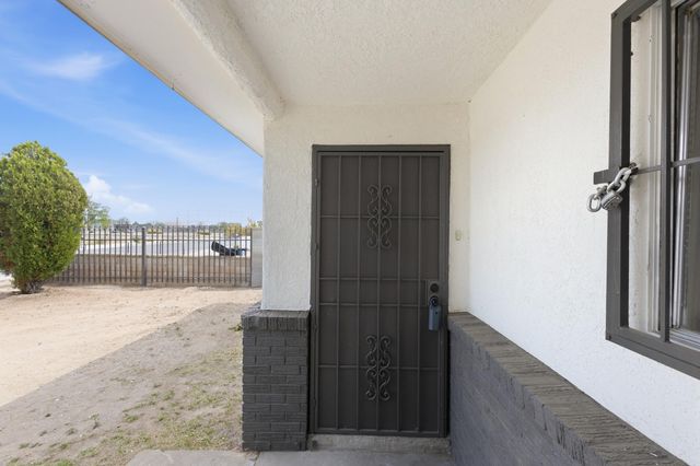 633 Espanola Street SE, Albuquerque, NM 87108