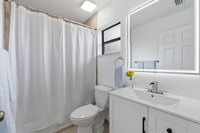 3379 NW 63rd Street, Fort Lauderdale, FL 33309