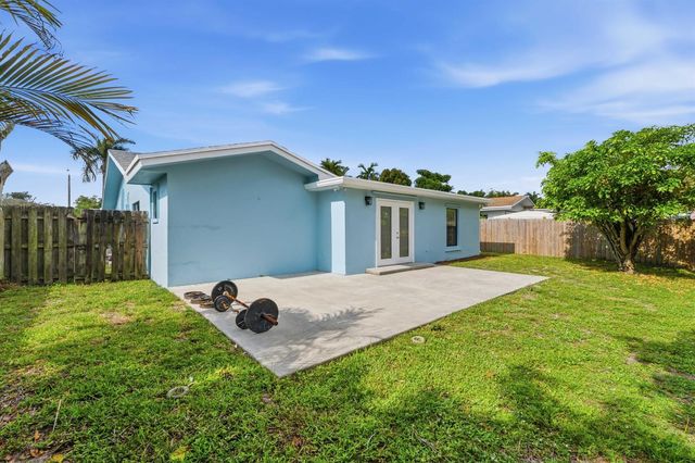 3379 NW 63rd Street, Fort Lauderdale, FL 33309