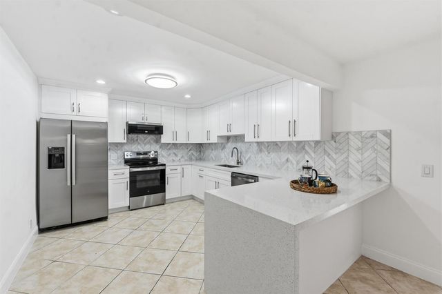 3379 NW 63rd Street, Fort Lauderdale, FL 33309