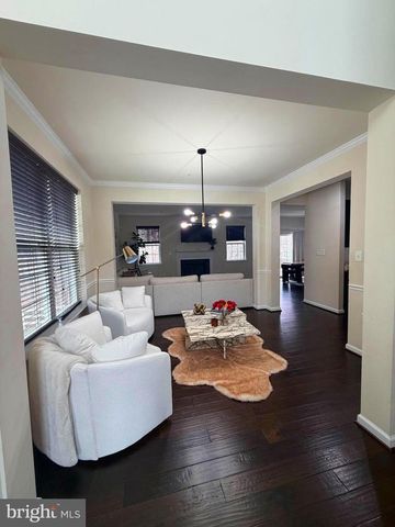 7807 STONEBRIAR DR, Glen Burnie, MD 21060