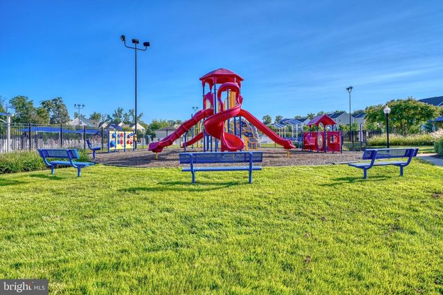 7807 STONEBRIAR DR, Glen Burnie, MD 21060