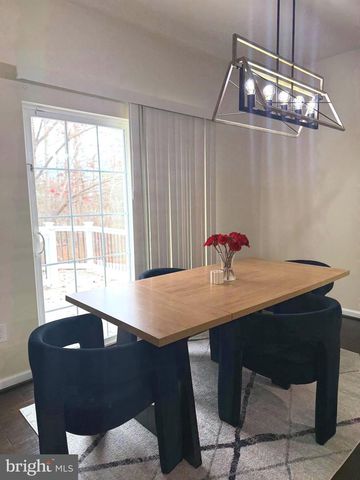 7807 STONEBRIAR DR, Glen Burnie, MD 21060