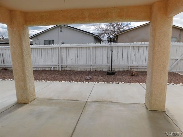 1812 Chicago Avenue, Kingman, AZ 86401