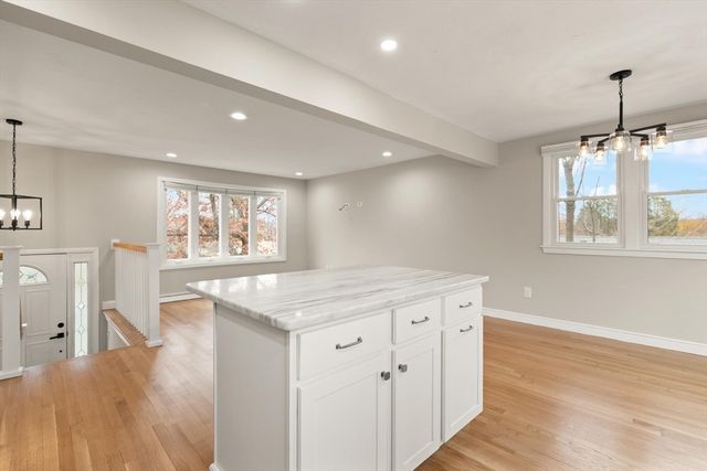 41 James St, Framingham, MA 01701