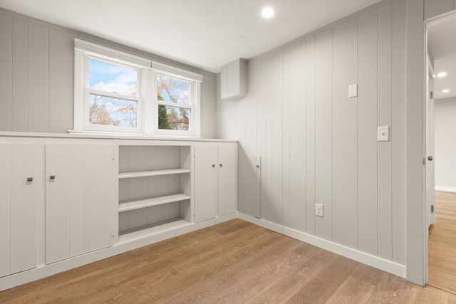 41 James St, Framingham, MA 01701