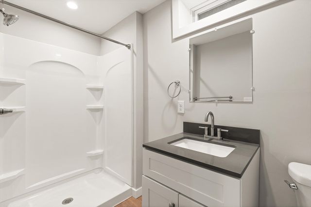 41 James St, Framingham, MA 01701