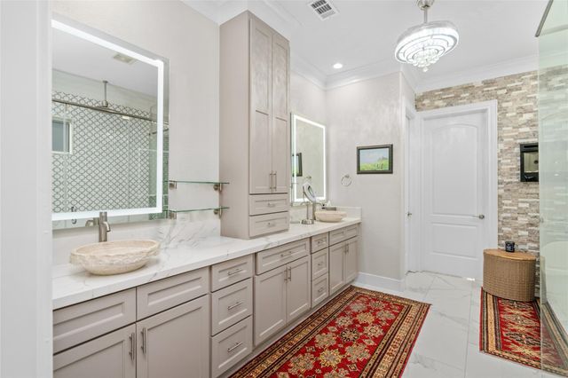 11384 Lake Oak Drive, Montgomery, TX 77356