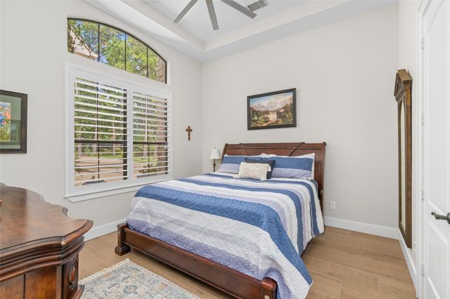11384 Lake Oak Drive, Montgomery, TX 77356
