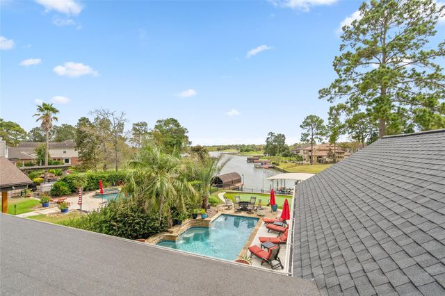 11384 Lake Oak Drive, Montgomery, TX 77356