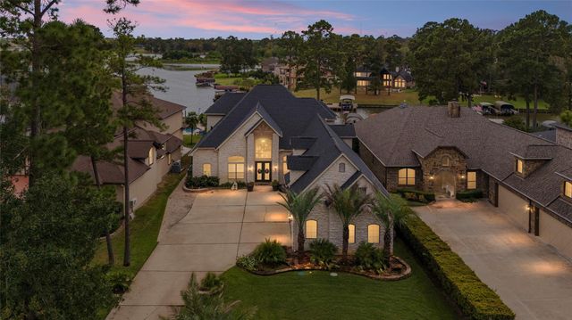 11384 Lake Oak Drive, Montgomery, TX 77356