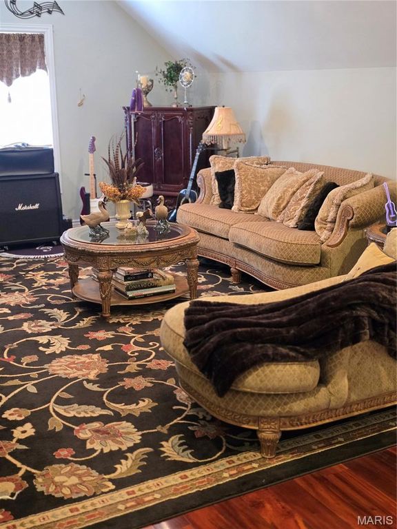 Image 18 of property listing at 113 Whitman Street, Dexter, MO 63841
