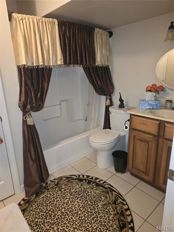 Image 25 of property listing at 113 Whitman Street, Dexter, MO 63841