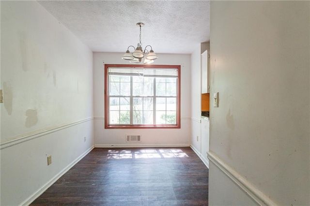 101 Valleydale Drive, Stockbridge, GA 30281
